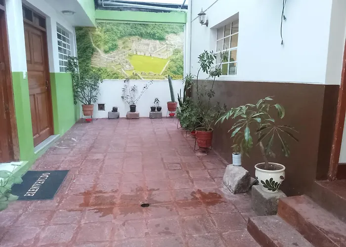 Tupac Yupanqui House Bed and breakfast 4*