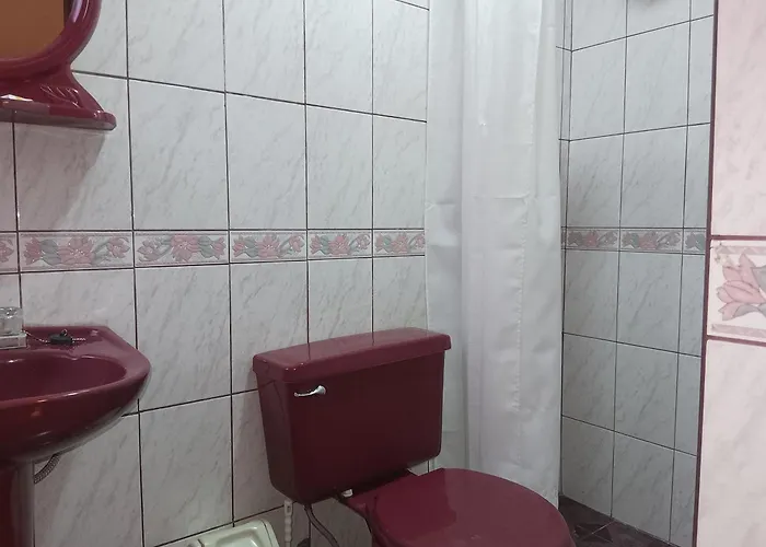 Tupac Yupanqui House 4*