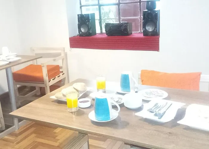 Tupac Yupanqui House 4*
